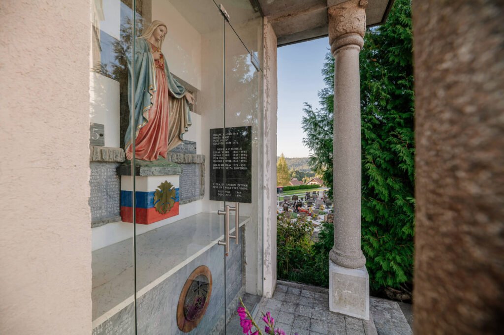 5_Kapela_zrtvam_vojn_Rovte - 2