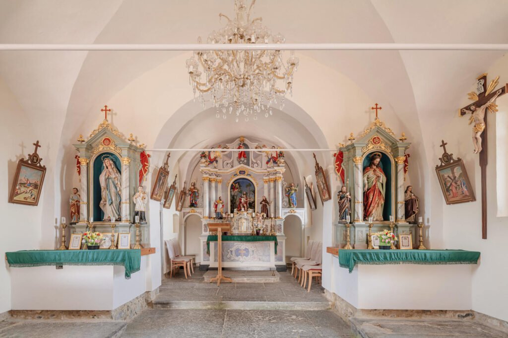 9_Cerkev_sv_Hieronima_Petkovec-2